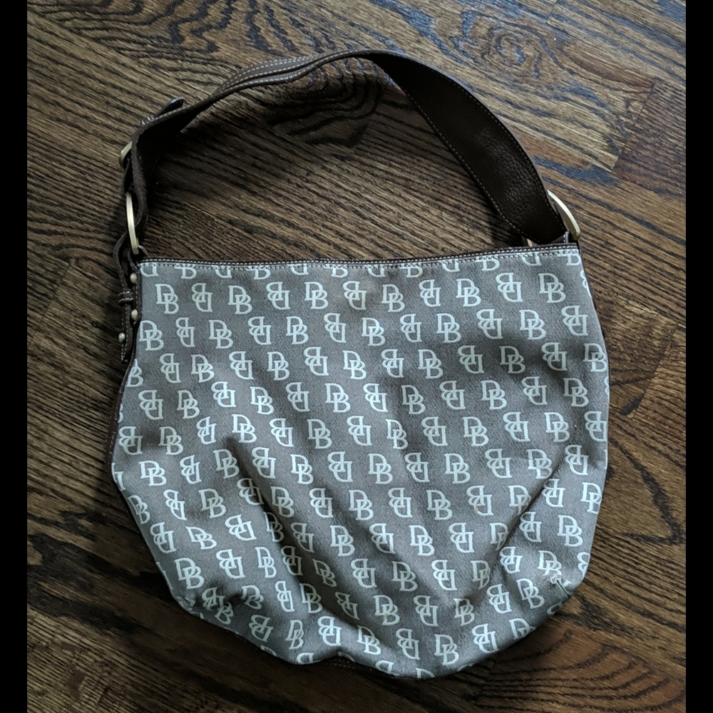 Dooney & Bourke